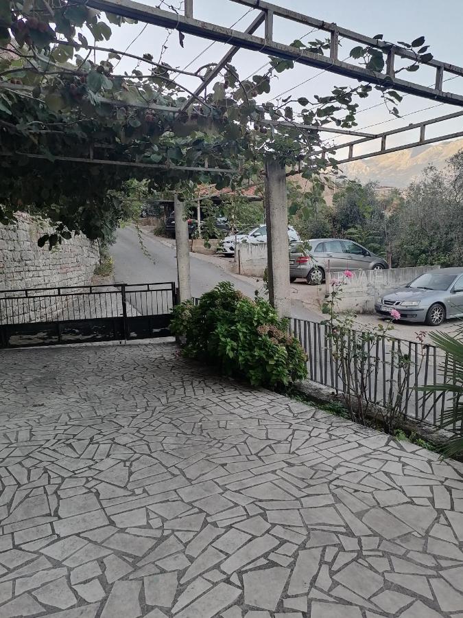 Guest House Garden Budua Esterno foto